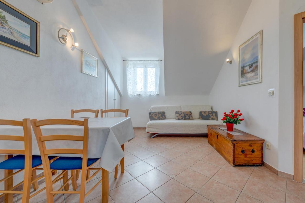 Apartments Obala Бол Экстерьер фото